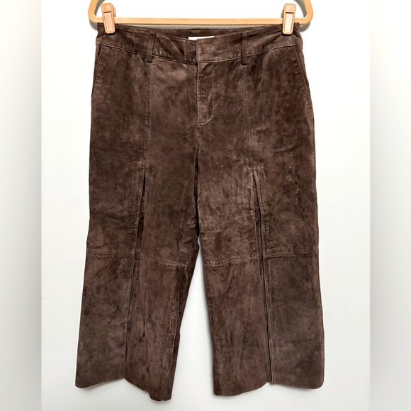 Beautiful chocolate brown suede culottes with front pleats - Picture 1 of 3